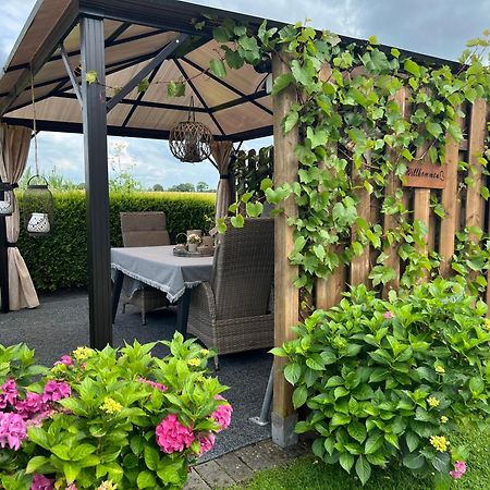 Ferienwohnung Haus Moorblick Mit Garten In Kanallage Wiesmoor Luaran gambar