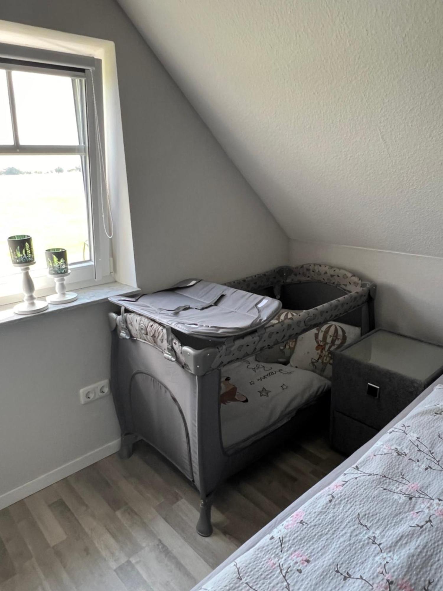Ferienwohnung Haus Moorblick Mit Garten In Kanallage Wiesmoor Luaran gambar